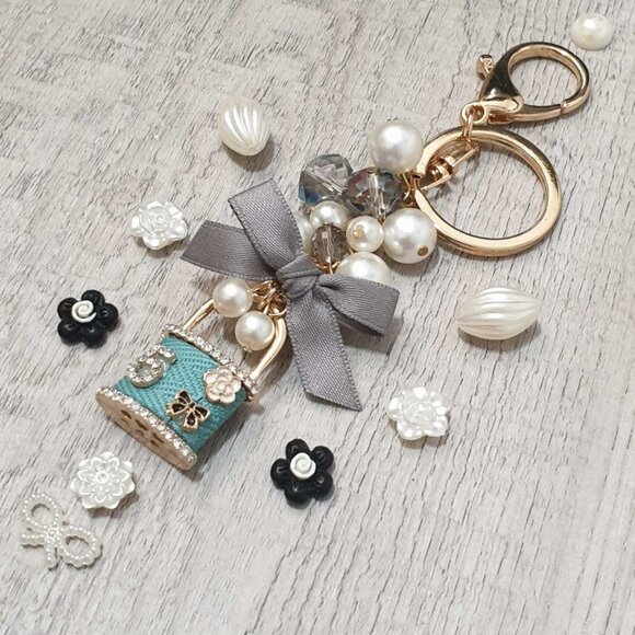 Camellia Flower Lock Teal l Key Chain Keyring Fashion Handbag Charm Accessory - Picture 2 of 4